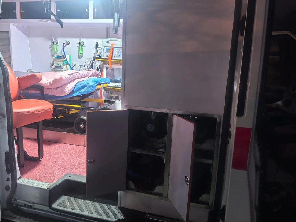 济南120跨省救护车出租-病人长途转院救护车-医护人员齐全 济南120跨省救护车出租-病人长途转院救护车-医护人员齐全